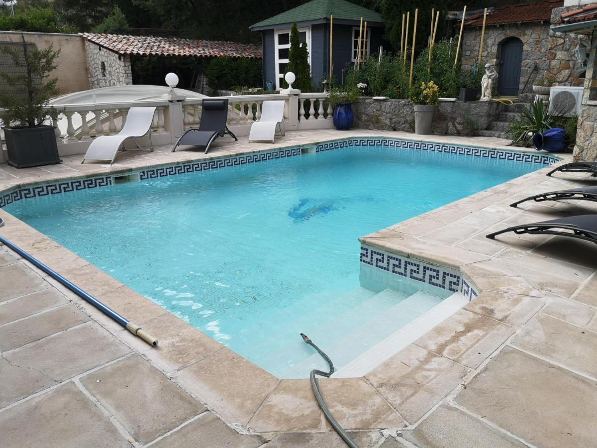 Appartement Design Avec Piscine Digne-les-Bains Exteriör bild
